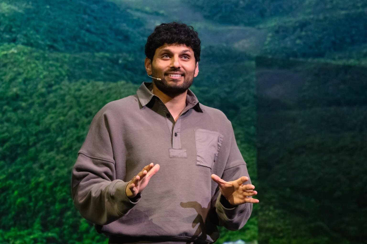 Spotify e Netflix fecham acordo de até US$ 100 milhões com Jay Shetty Spotify e Netflix fecham acordo de até US$ 100 milhões com Jay Shetty