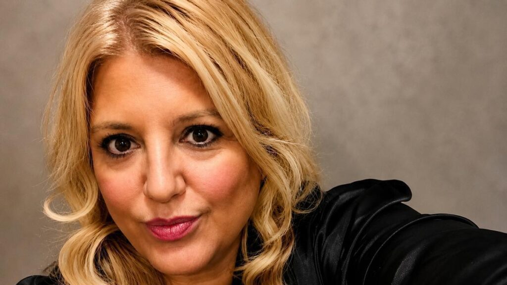 Natalia Gómez-Esquius fala sobre emoções intensas vividas em livros Natalia Gómez-Esquius fala sobre emoções intensas vividas em livros