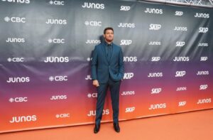 Prime Video estreia série de hóquei de Michael Bublé e Drew Scott em Vancouver