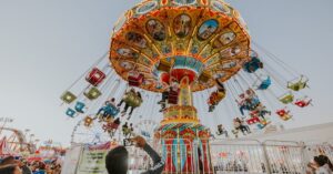 Parque Warner Beach tem data marcada para reabertura em 2026