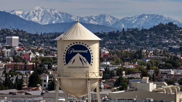 UE analisa subsídios no acordo entre Paramount e Warner Bros