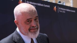 Edi Rama reforça que adesão à UE é caminho indispensável para a Albânia Edi Rama reforça que adesão à UE é caminho indispensável para a Albânia