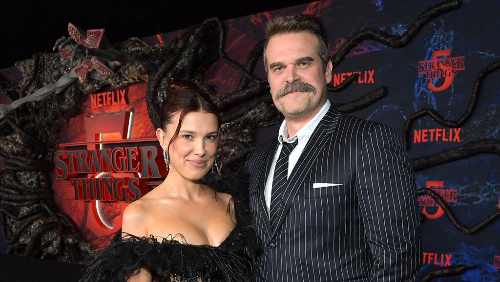 Millie Bobby Brown e David Harbour se unem em novo drama de espionagem da Netflix