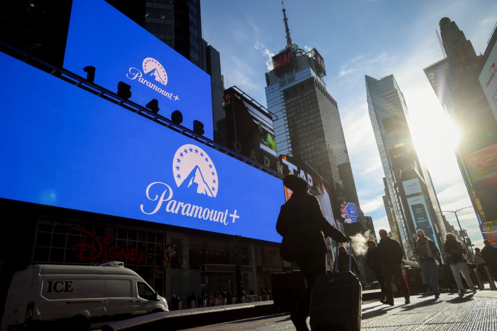 Paramount apresenta plano para aliviar preocupações da UE sobre fusão com Warner